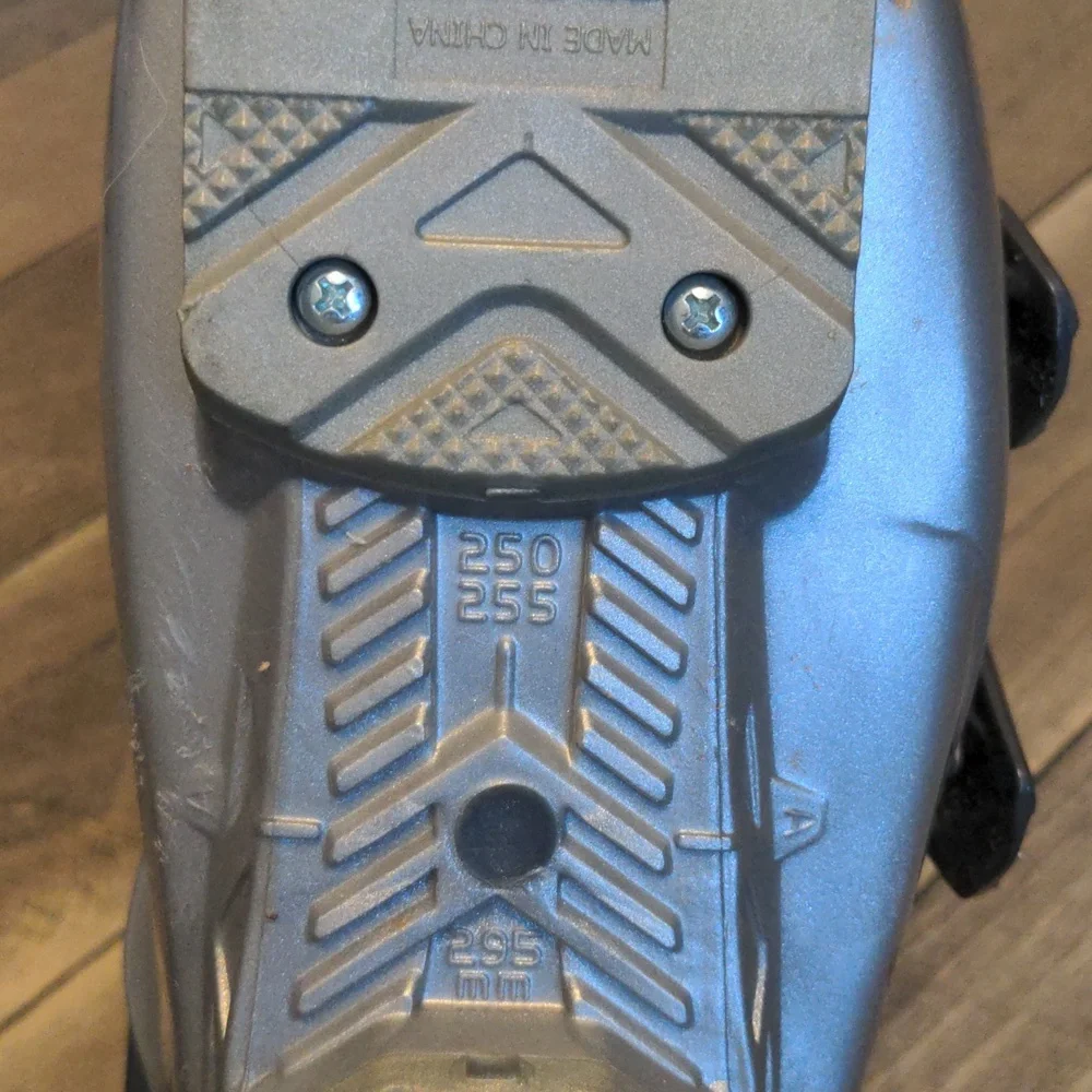 Nordica One 50 Women's Alpine Ski Boots Silver Black Mondo 25.5 Size 8.5